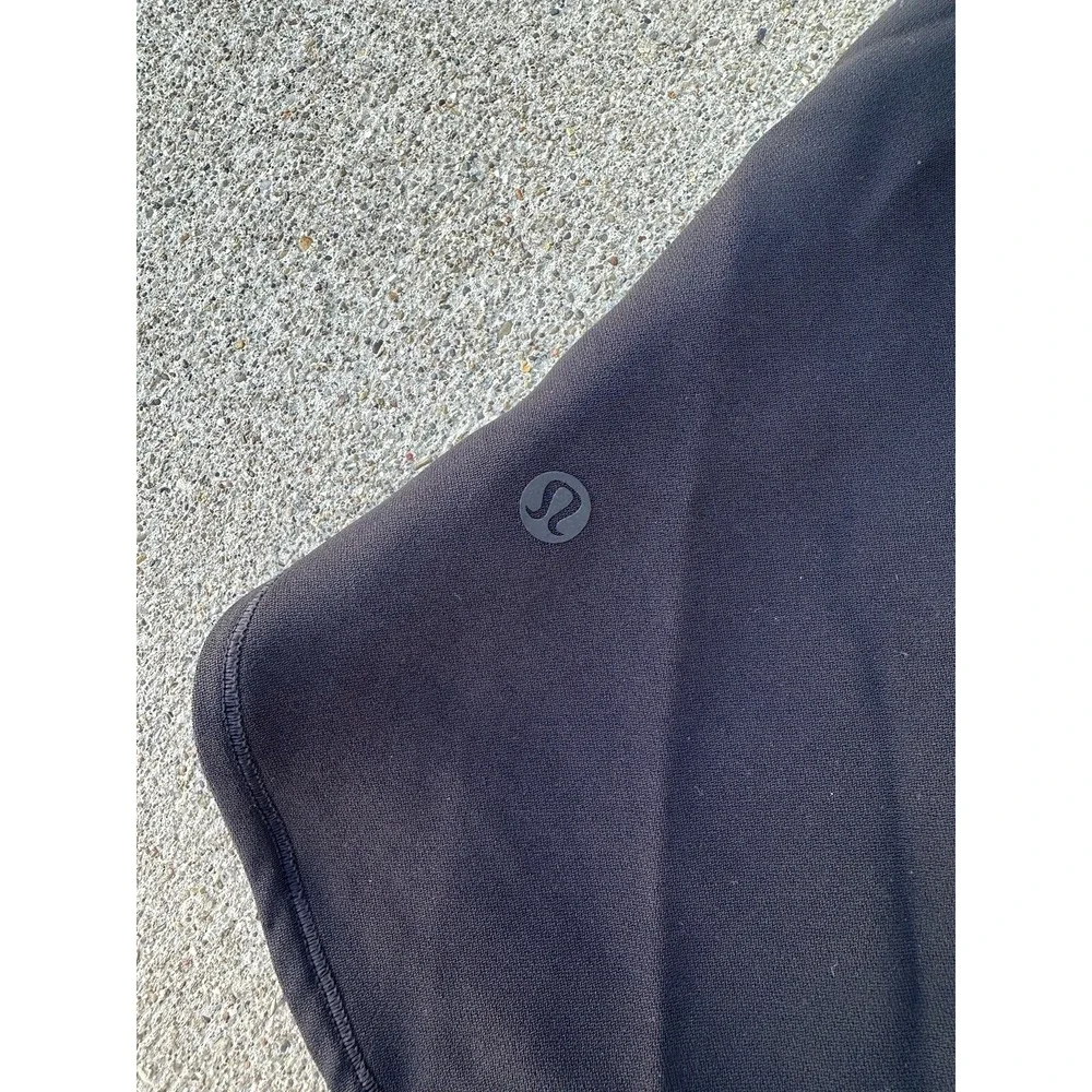 Lululemon On The Fly Skirt *Woven Black‎ Size 4